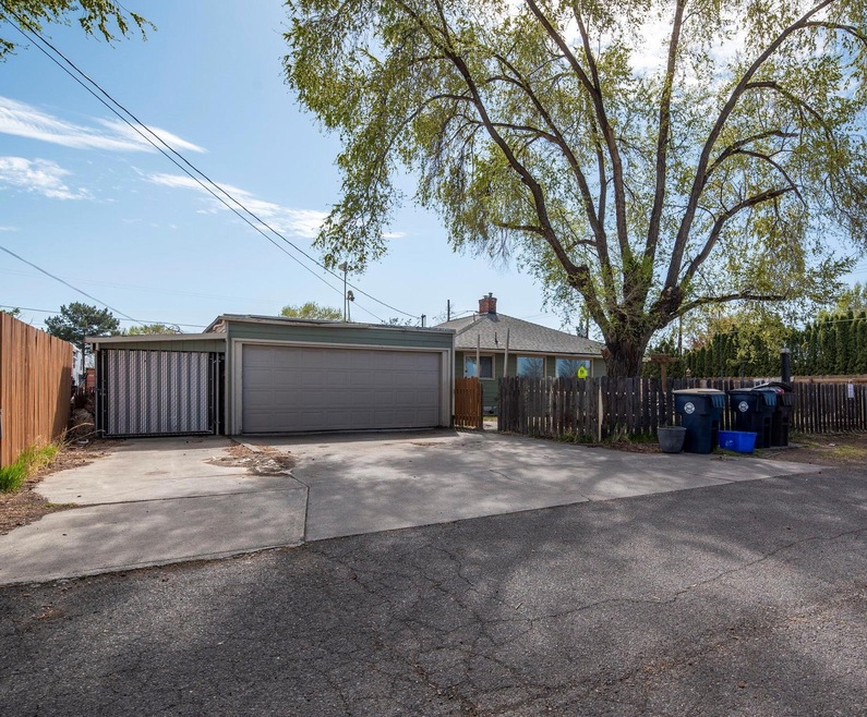 Driveway Garage Alley