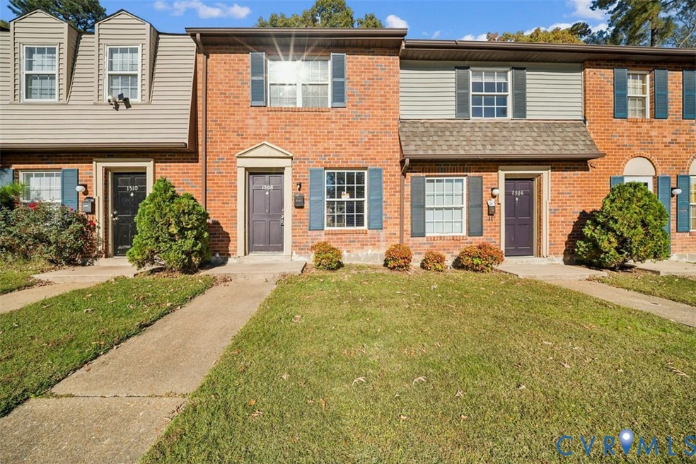 1508 Stowmarket Ct, Richmond, VA 23225 - photo 1