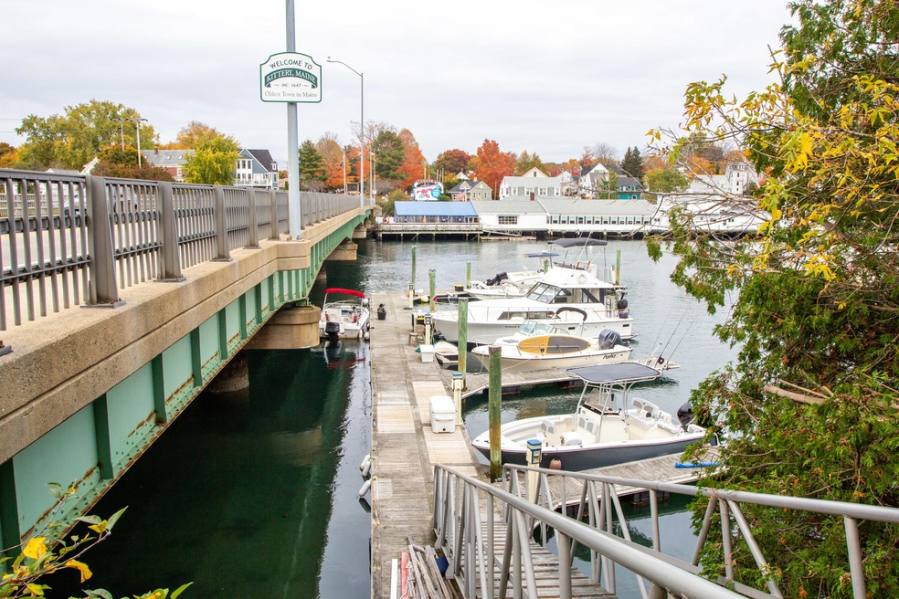 Dock