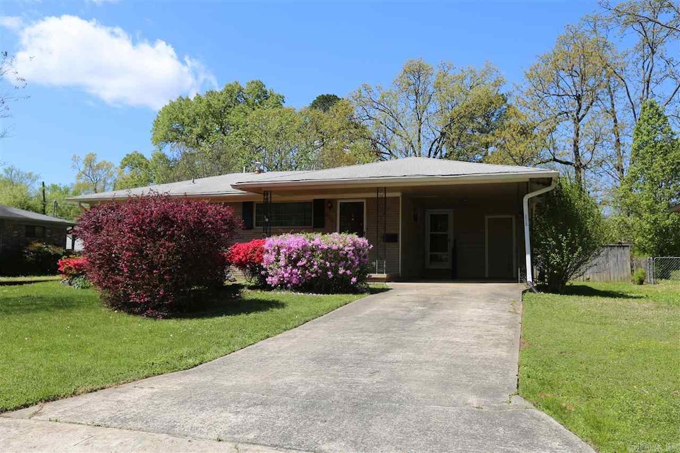 312 Wedgewood Rd, Little Rock, AR 72205 - photo 1