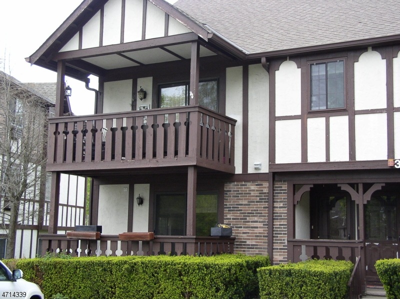 3609 Whittier Ct unit 3609, Mahwah, NJ 07430 - photo 1