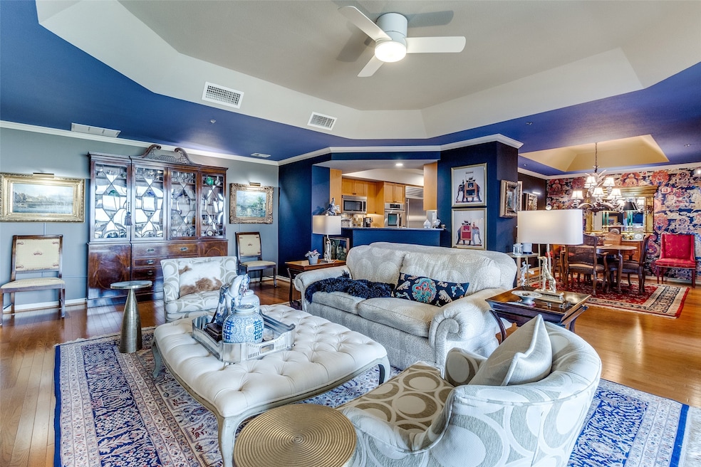 The Shelton unit 2104A, Dallas, TX 75225 - photo 1