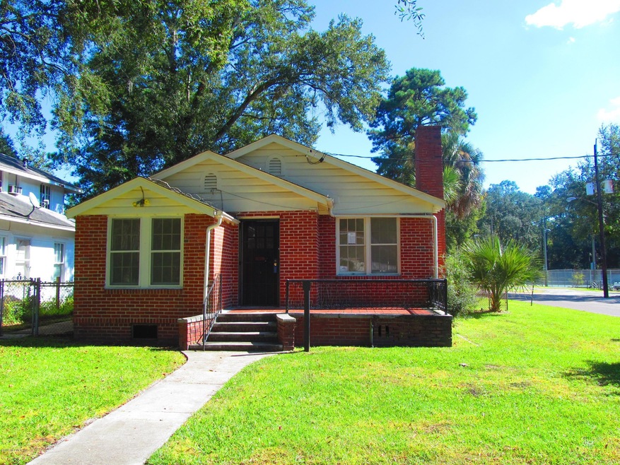3688 Eloise St, Jacksonville, FL 32205 - photo 1