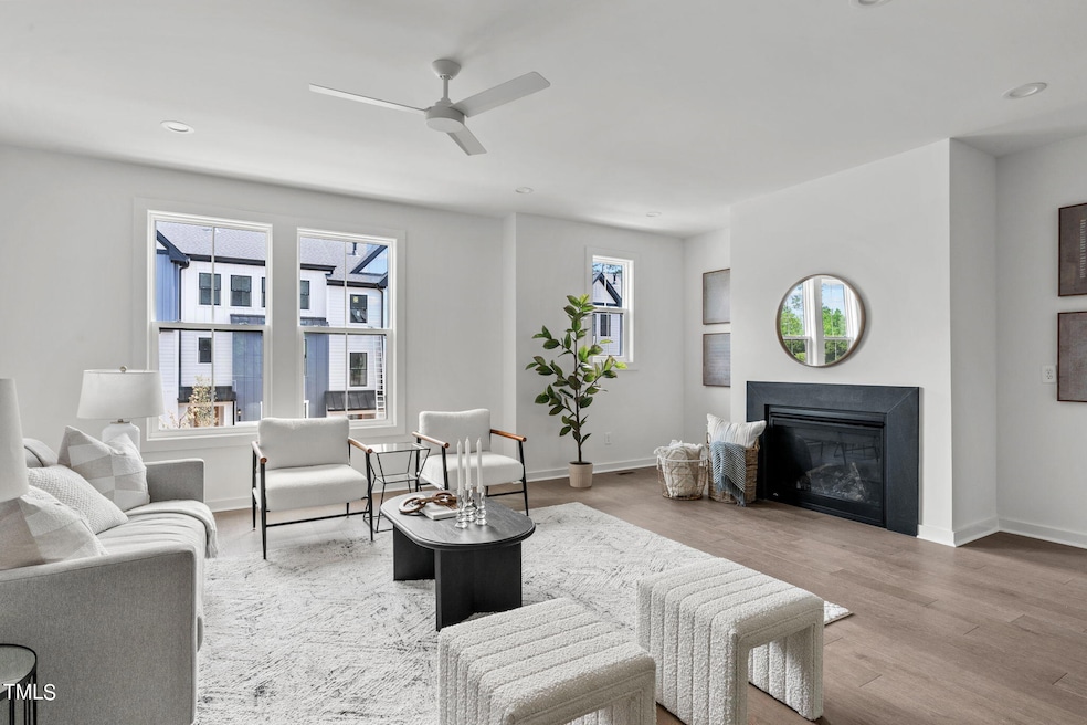 Pending $579,000 • Co-Listing Agent