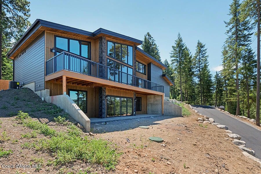 For Sale $1,395,000 • Co-Listing Agent
