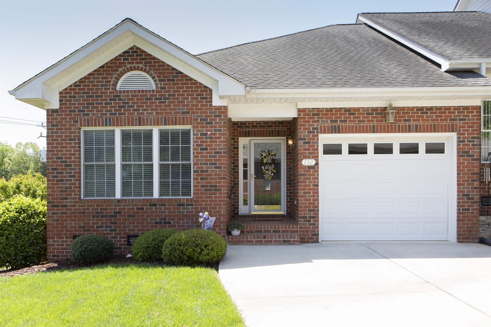 132 Olde Manor Ct, Siler City, NC 27344 - photo 1