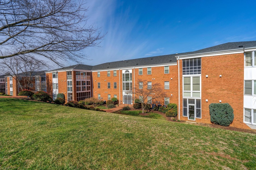 001-339330-DSC00156_57_58_59_60_8619067