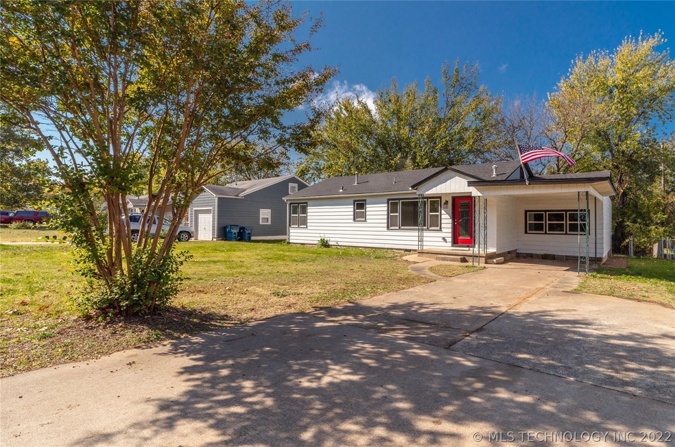 1205 S 14th St, McAlester, OK 74501 - photo 1