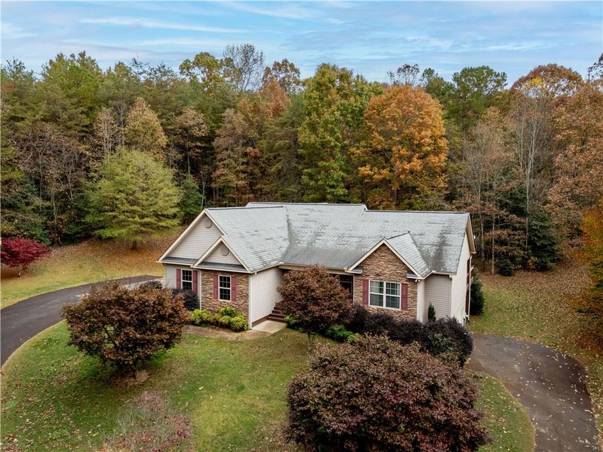 3805 Highway 17, Clarkesville, GA 30523 - photo 1