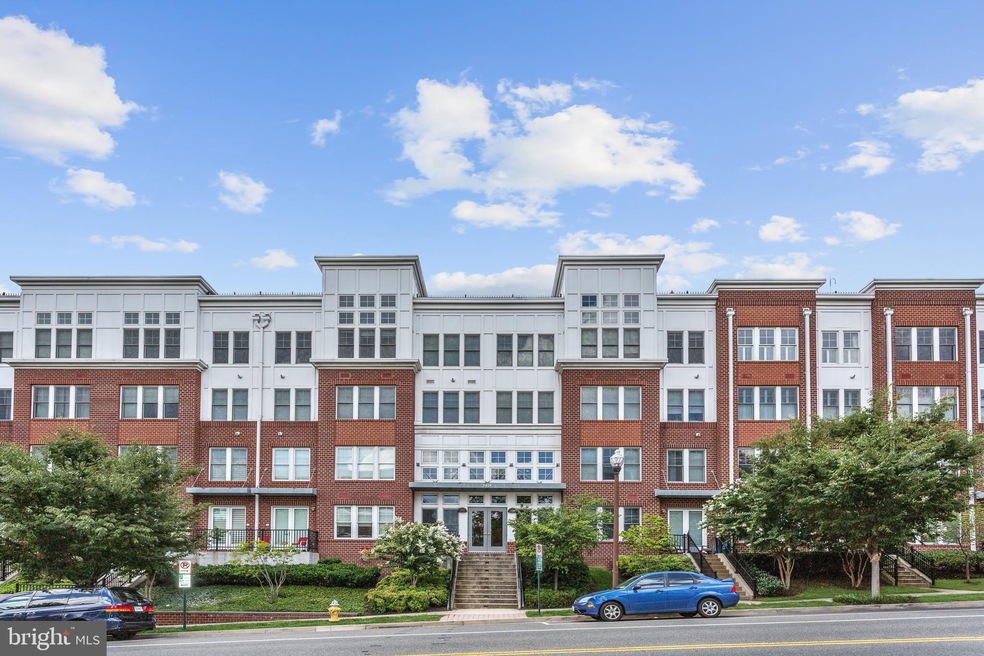 Rhodes Hill Square unit 404, Arlington, VA 22209 - photo 1