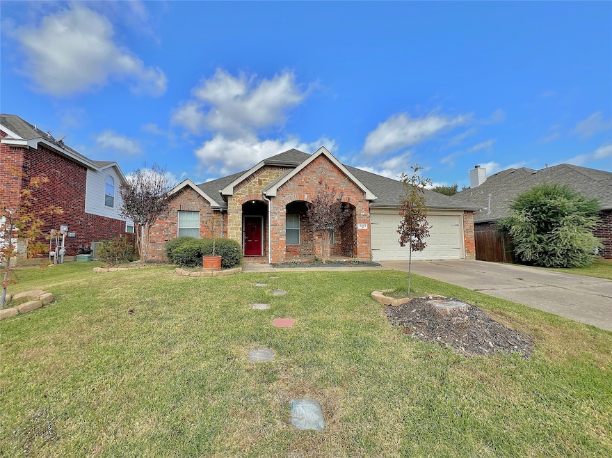 4003 Greenwood Way, Mansfield, TX 76063 - photo 1