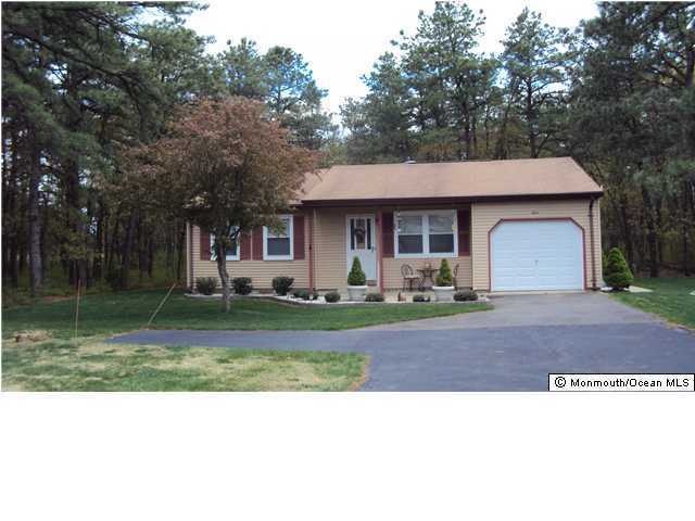 3 Rose Ln, Whiting, NJ 08759 - photo 1