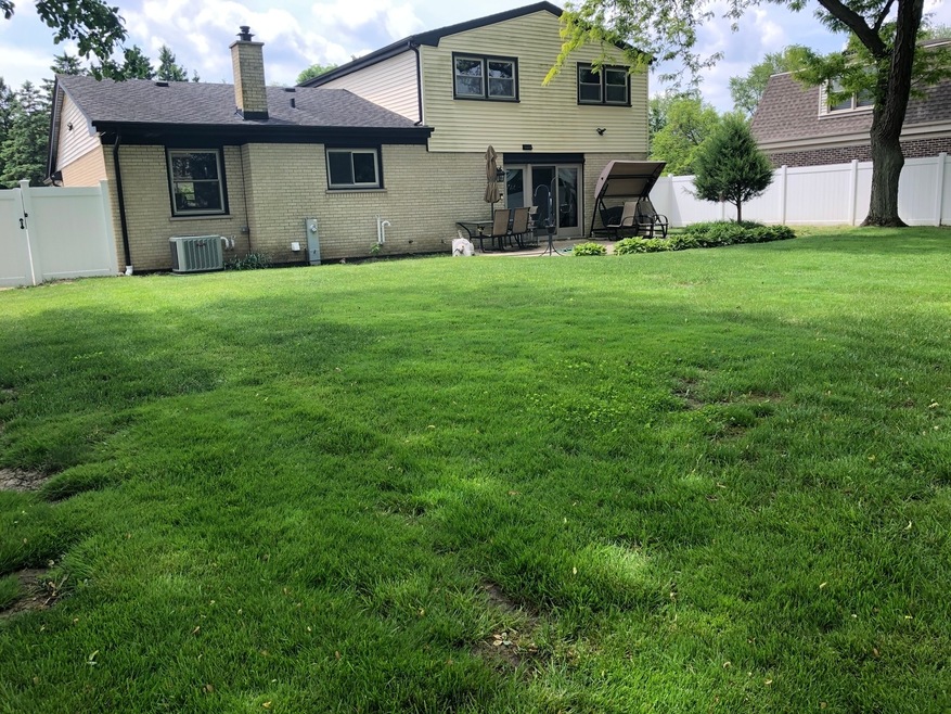 3926 Michael Ln, Glenview, IL 60026 - photo 1