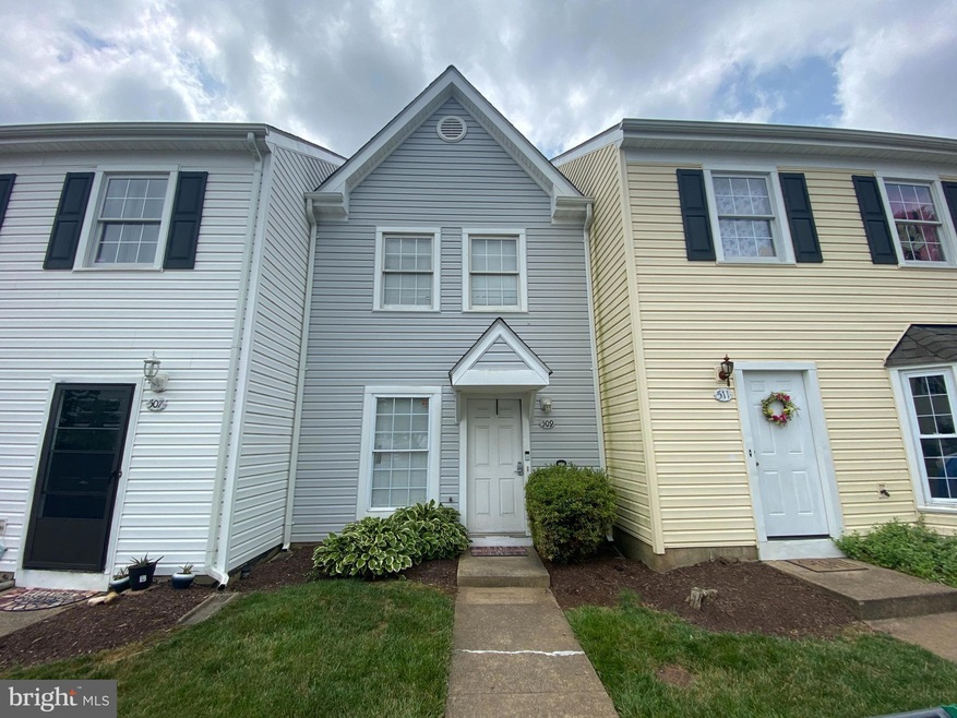 509 Powhatan Ct, Stafford, VA 22556 - photo 1