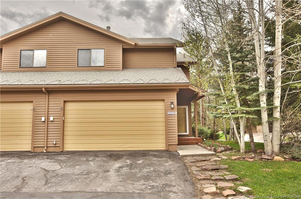 Wonderful end unit townhome
