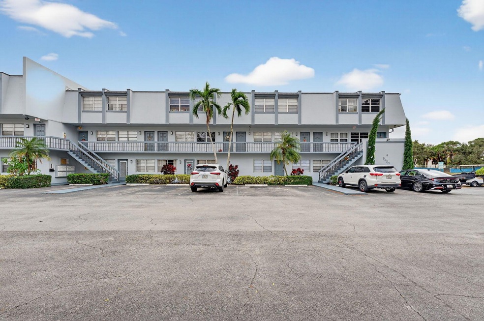 9500 SW 3rd St unit 2100, Boca Raton, FL 33428 - photo 1