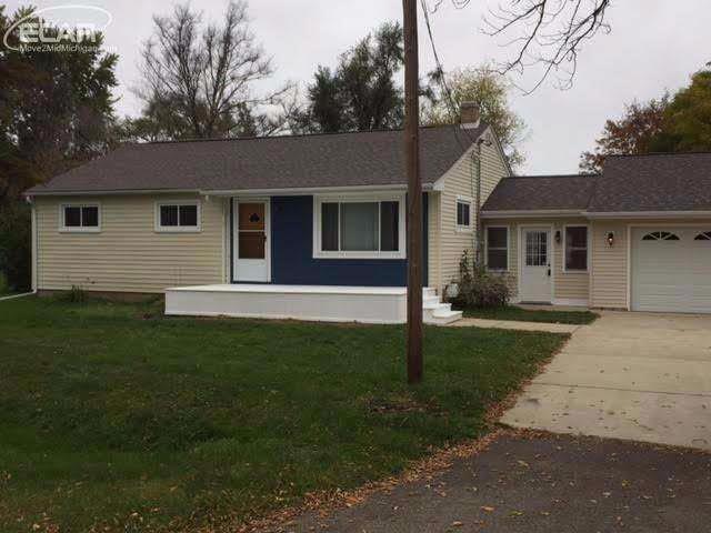 1111 Harding Dr, Flint, MI 48507 - photo 1