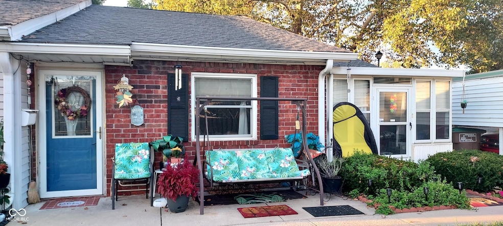 2883 Two Worlds Dr, Columbus, IN 47201 - photo 1