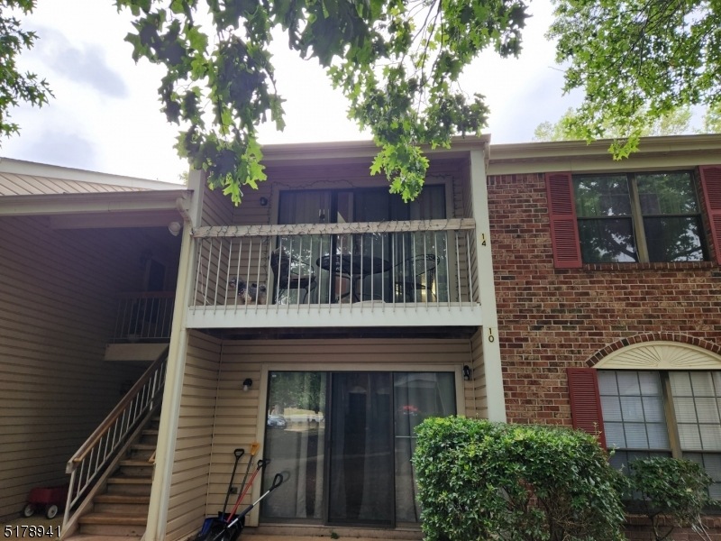 14 Crabapple Ln, Franklin Park, NJ 08823 - photo 1