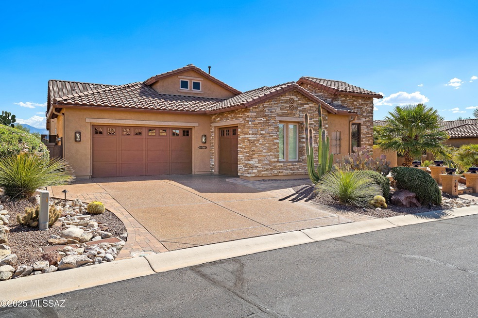 Rare Montera Plan w/VIEWS