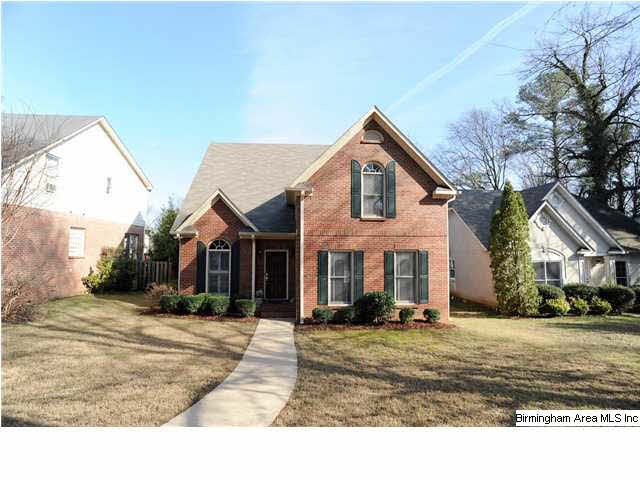 Welcome to 1133 Winward Lane in Vestavia Hills....