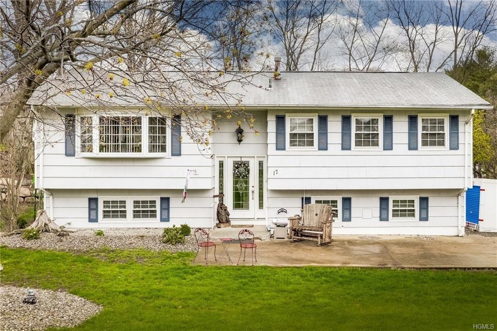 17 Termasen Dr, Stony Point, NY 10980 - photo 1