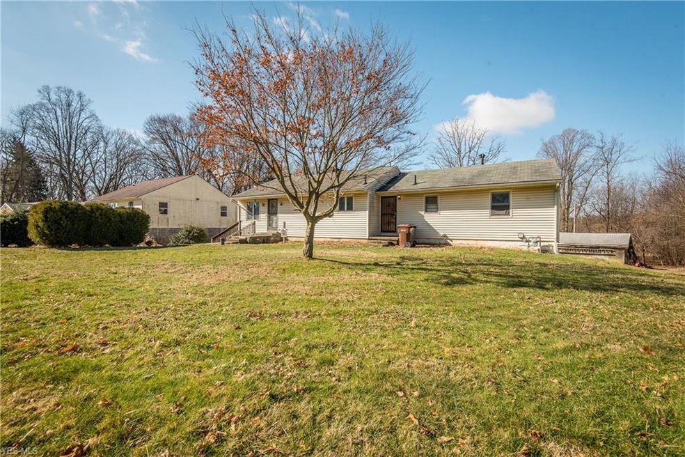 5812 Farview Dr, New Franklin, OH 44216 - photo 1