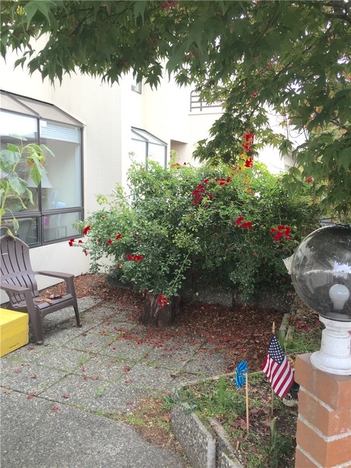 22320 6th Ave S unit 18, Des Moines, WA 98198 - photo 1