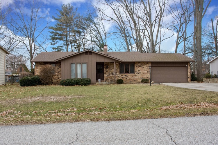 52153 Carriage Hills Dr, South Bend, IN 46635 - photo 1