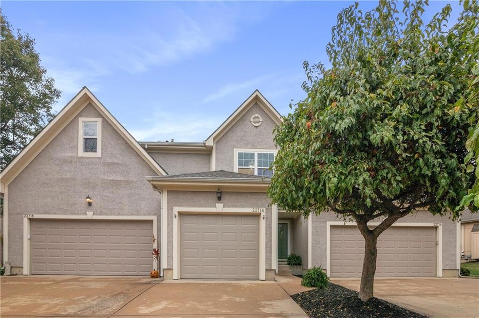 22716 W 73rd St, Shawnee, KS 66227 - photo 1