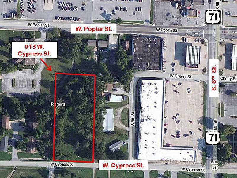 913 W Cypress St, Rogers, AR 72756 - photo 1