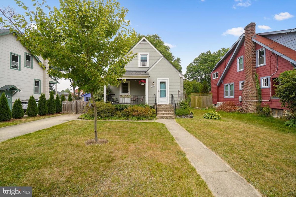 6517 Glenoak Ave, Baltimore, MD 21214 - photo 1