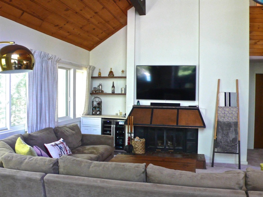 103 Snows Brook Rd unit 18, Waterville Valley, NH 03215 - photo 1