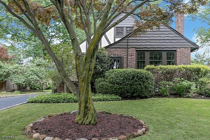 101 Chetwood Terrace, Fanwood, NJ 07023 - photo 1