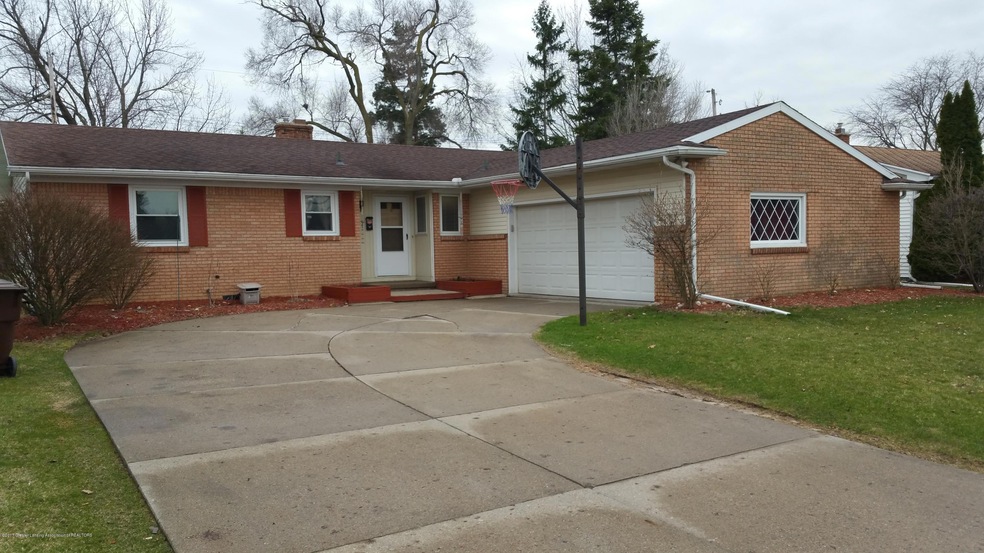 3421 Springbrook Ln, Lansing, MI 48917 - photo 1