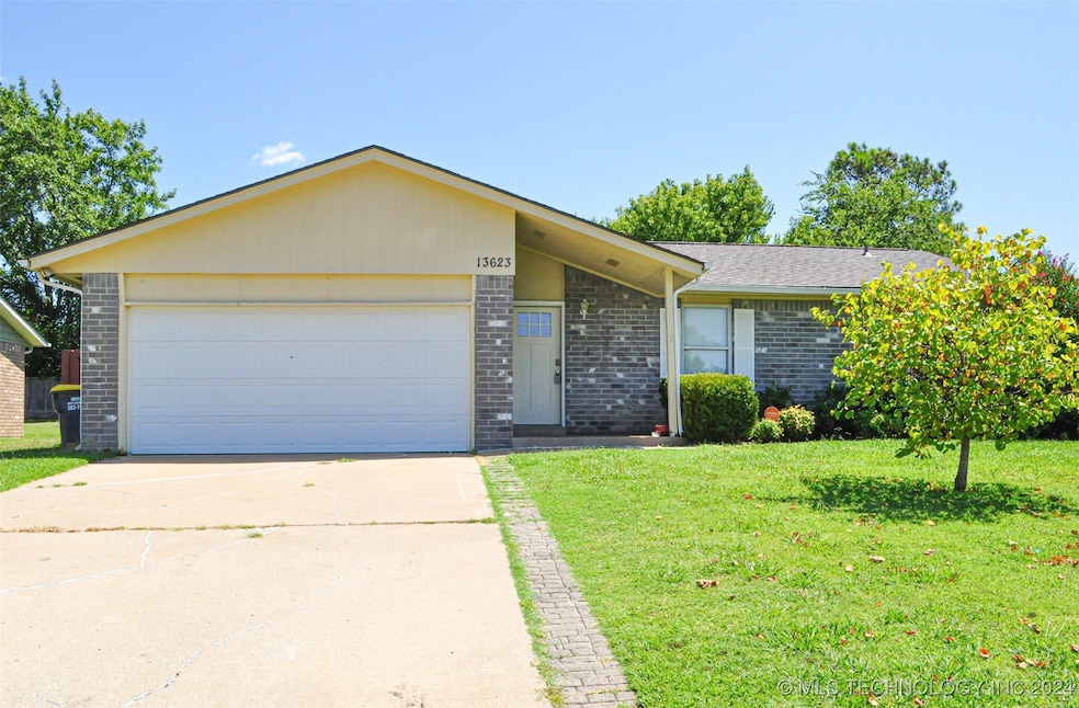 13623 S Fern St, Glenpool, OK 74033 - photo 1