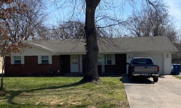 812 N Main St, Bentonville, AR 72712 - photo 1