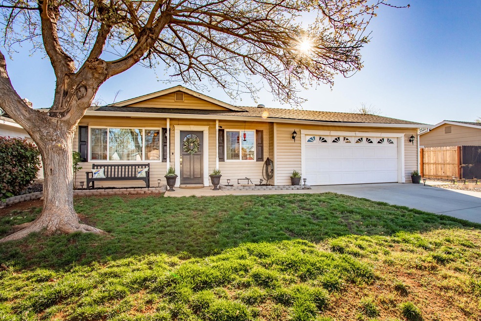 3561 Capricorn Way, Redding, CA 96002 - photo 1