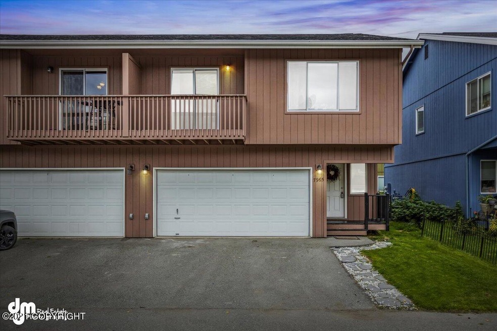 01-Exterior-2760 DTE