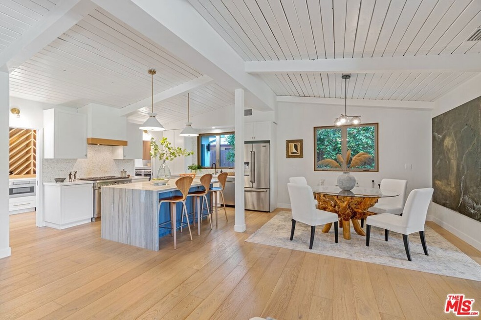 Sold $2,850,000 • Co-Listing Agent