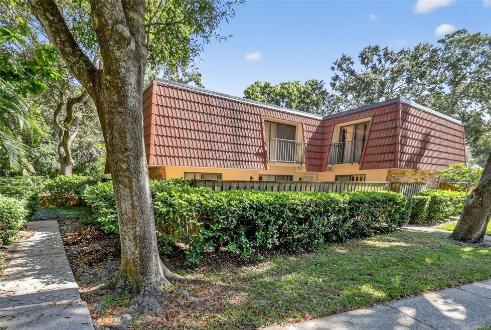 693 1st Ct unit 2, Palm Harbor, FL 34684 - photo 1