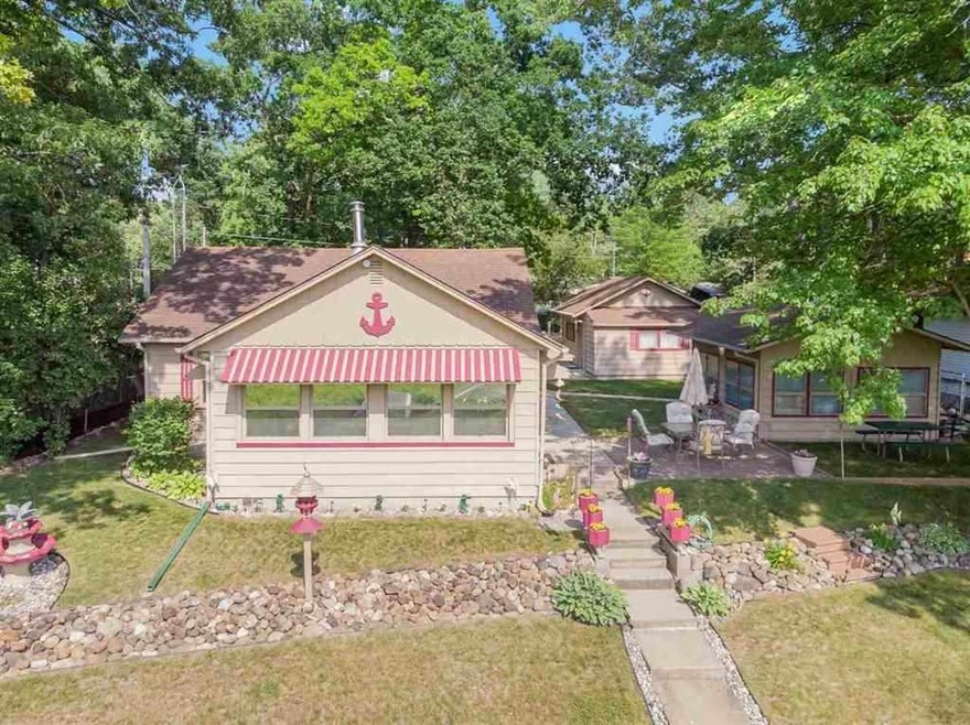 4108 Lakeside Dr, Beaverton, MI 48612 - photo 1