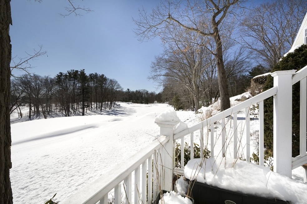 87 Lamberts Ln unit 1, Cohasset, MA 02025 - photo 1