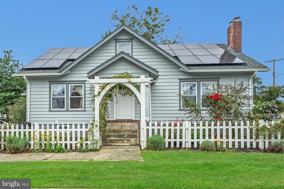 200 Maxwell Ave, Hightstown, NJ 08520 - photo 1