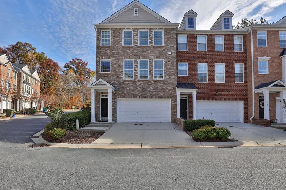 4721 Creekside Villas Way SE, Smyrna, GA 30082 - photo 1