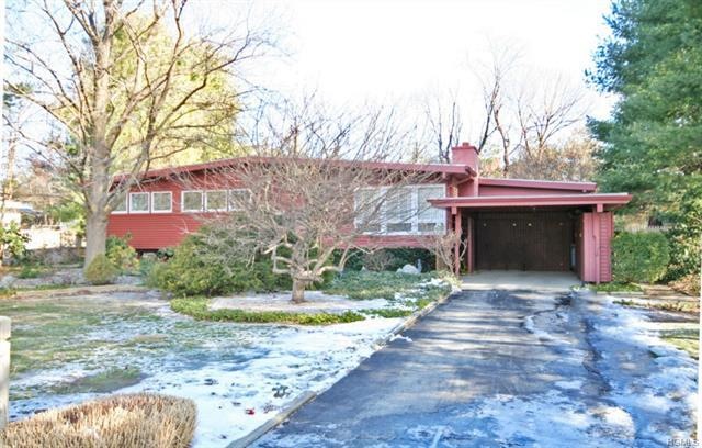 9 Vincent Rd, Poughkeepsie, NY 12603 - photo 1