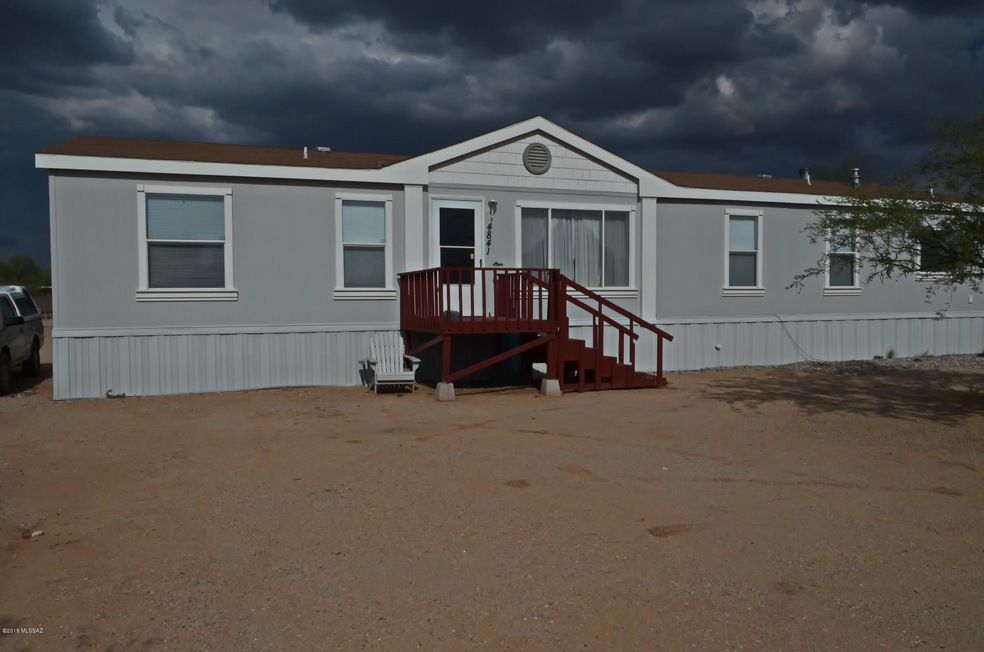Smith - front view yard