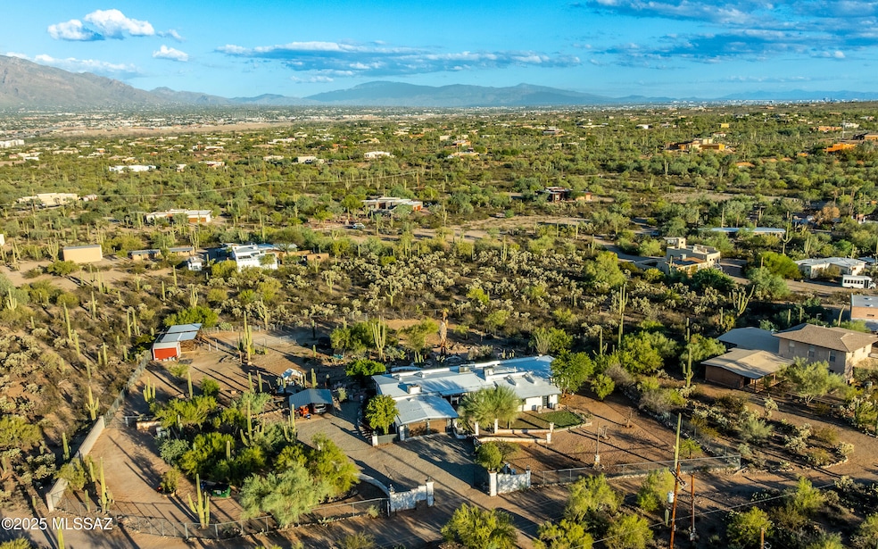 6921 N Camino Verde, Tucson, AZ 85743 - photo 1