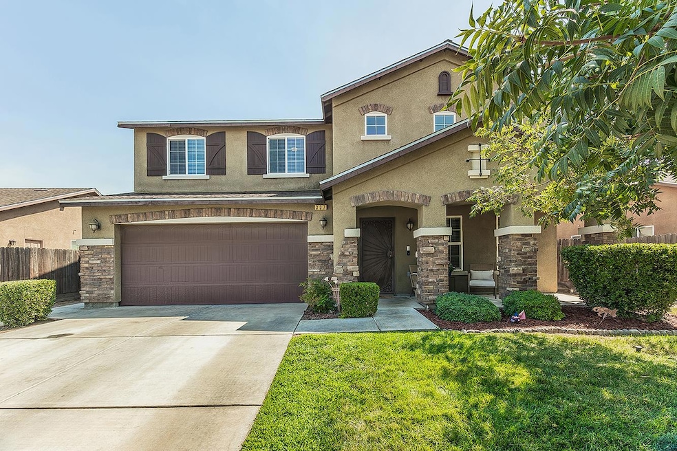 337 S Stanford Ave, Fresno, CA 93727 - photo 1