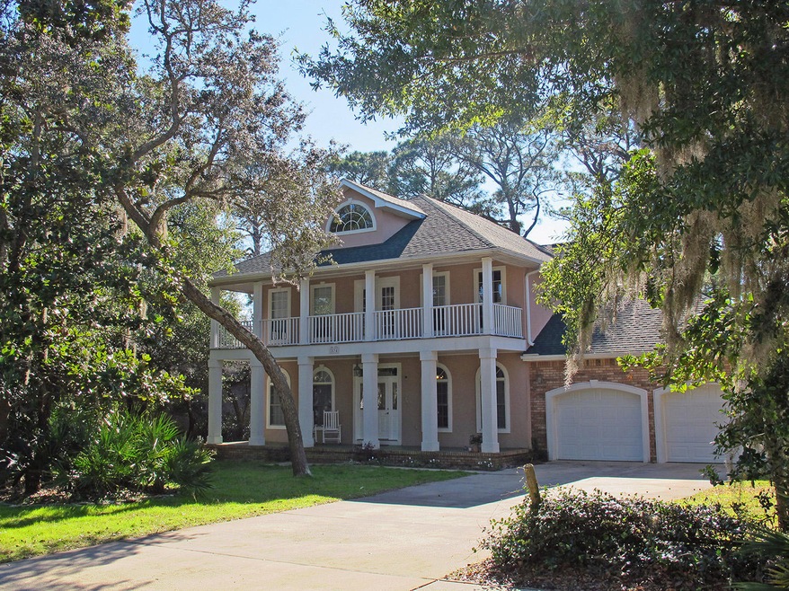 Exterior 3